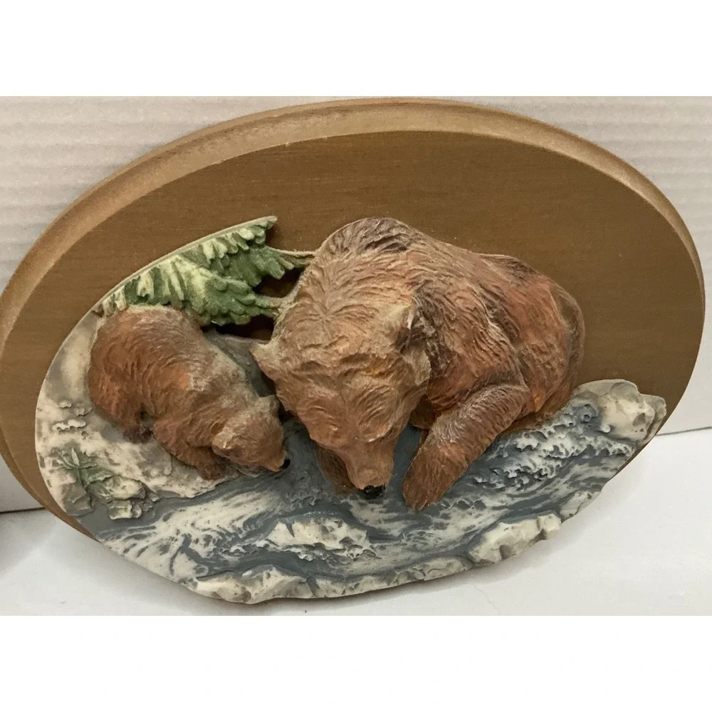 Avon Vintage 80s Wildlife Wall Plaques Set Cougar Bear Resin Wood Cabin Deco 7x5
